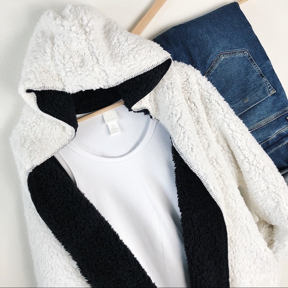 REVERSIBLE TEDDY JACKET - Picture 2 of 6